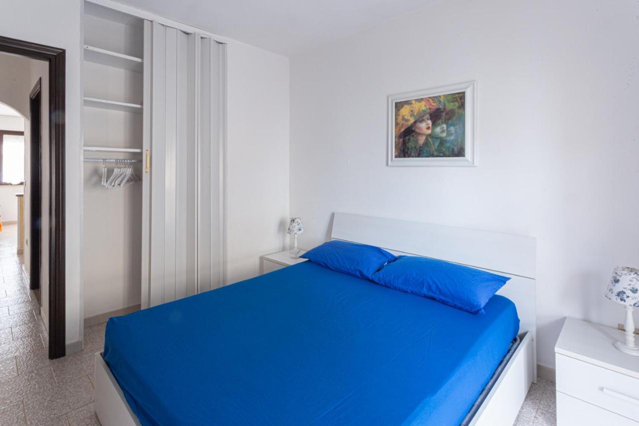 Appartamento A 150 M Dal Mare Climatizzato Con Bellissimo Patio Esterno Torre Pali Exterior foto
